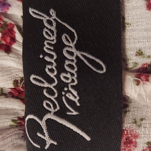Reclaimed vintage! Beautiful floral top by hot designer! - Picture 1 of 4